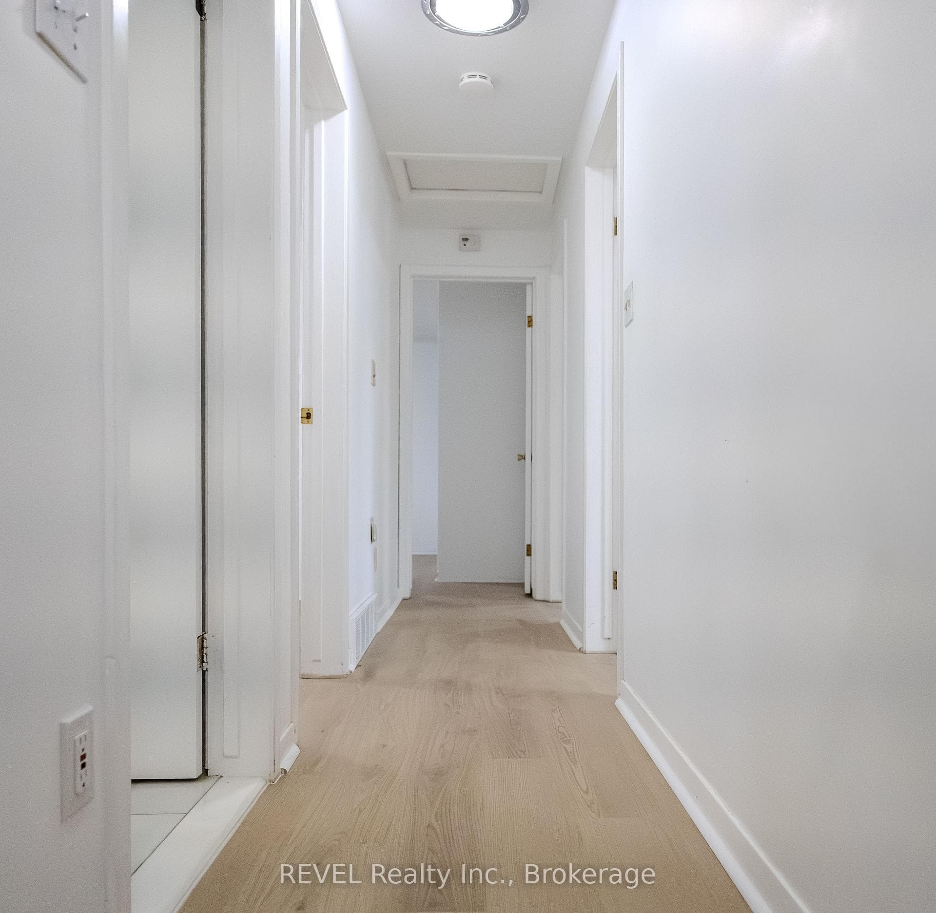 19 Woodington Crescent photo 8