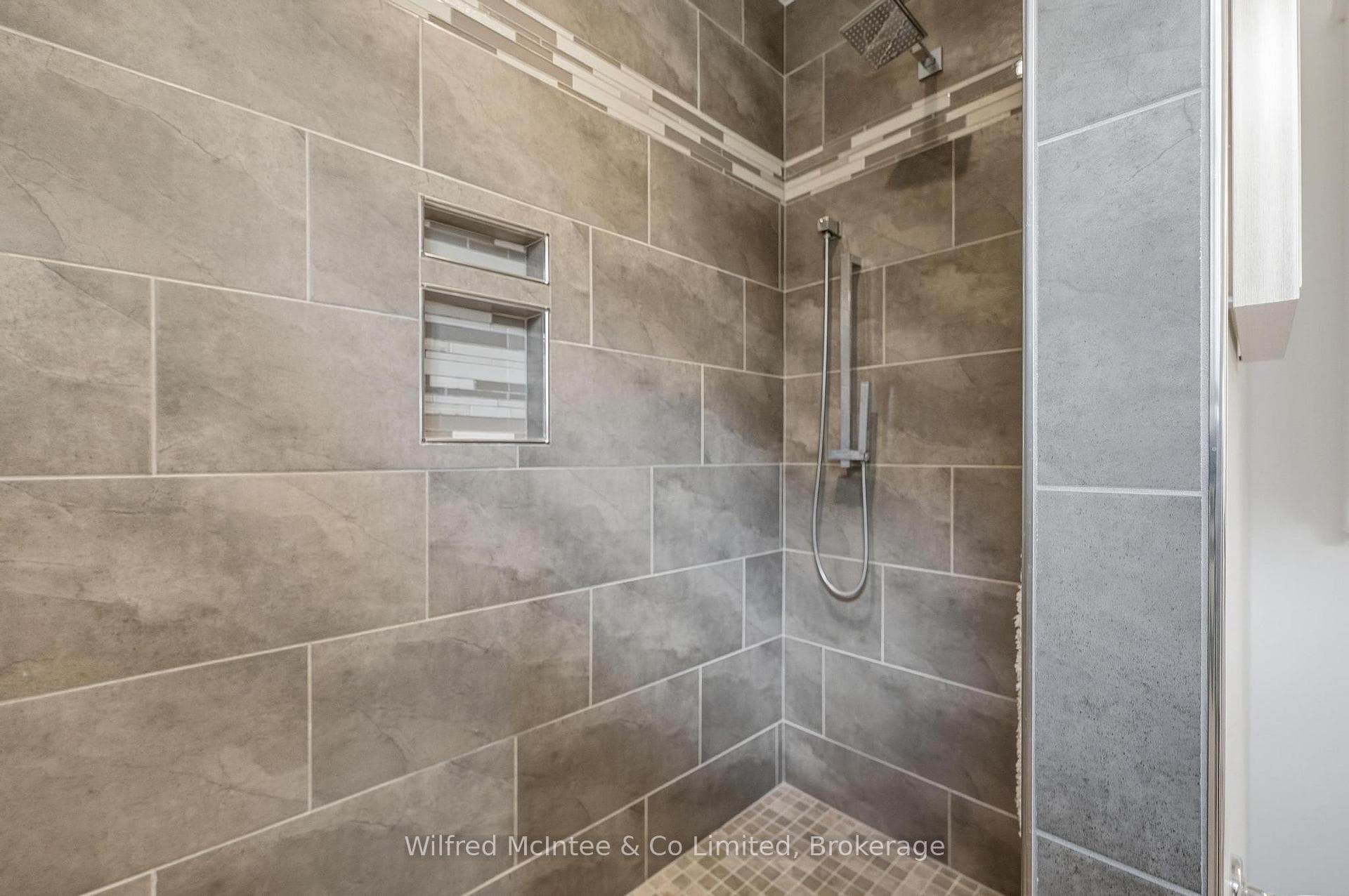104 Prince Street photo 25