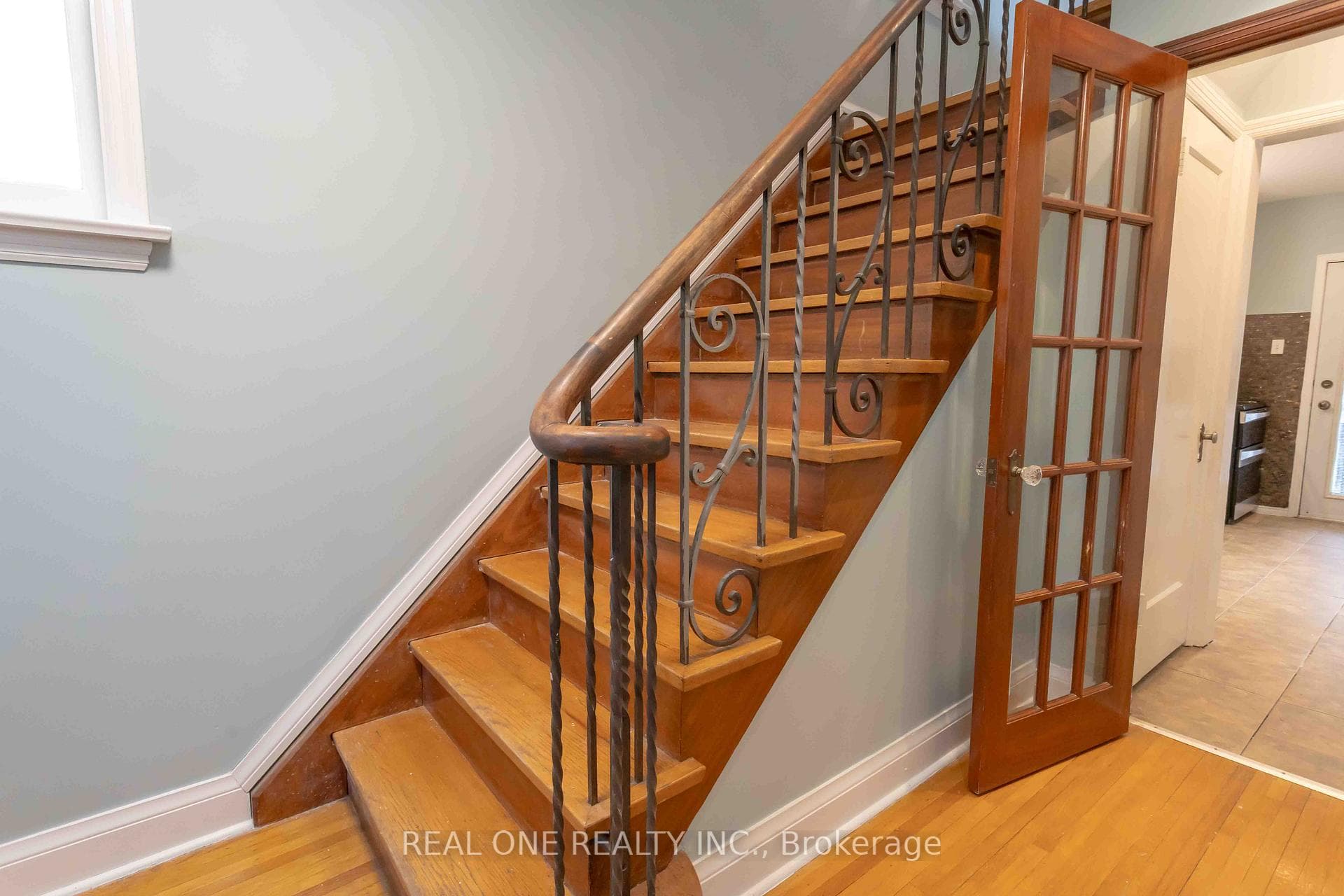 21 Marlee Avenue photo 14