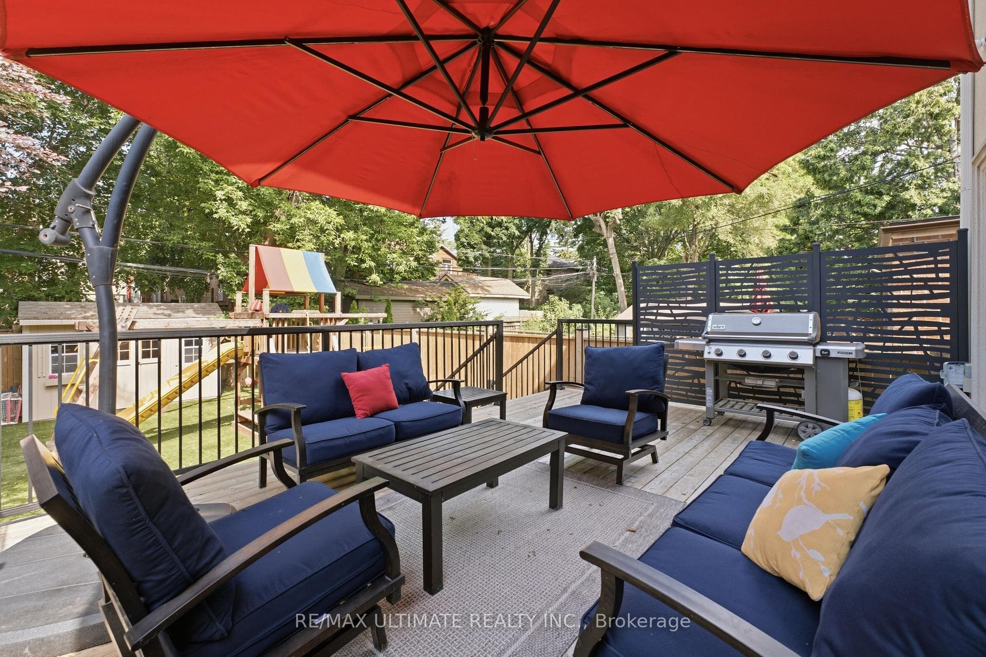 214 Sutherland Drive photo 33