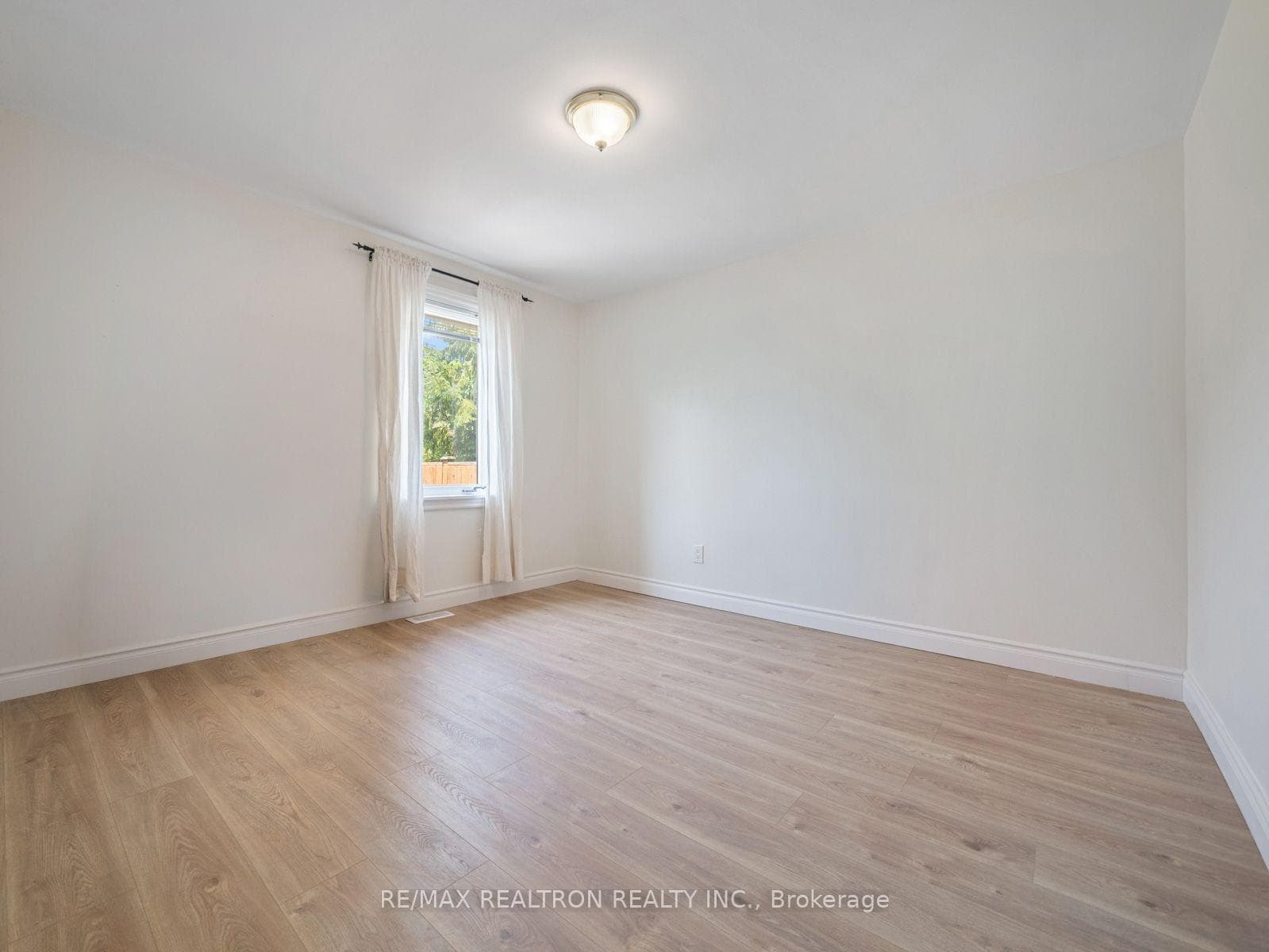 110 Gorman Park Road photo 21