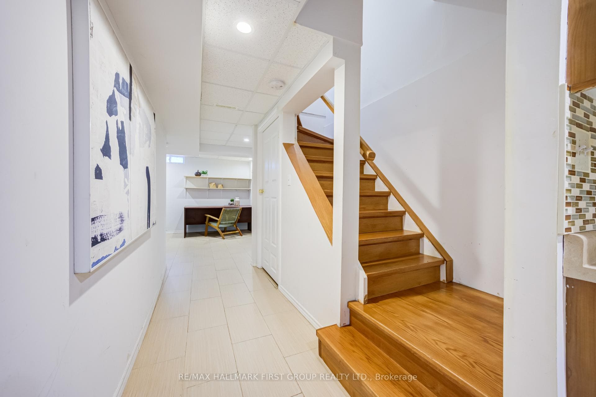1075 Ellesmere Road Unit 15 photo 32