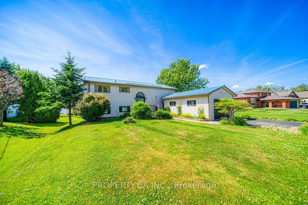 16 Helen Crescent photo 18