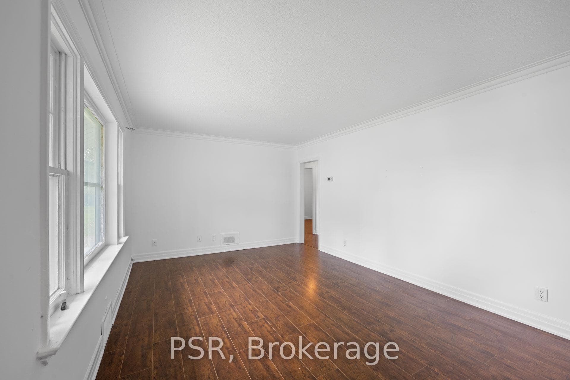 18 Grandview Avenue Unit Main Fl photo 9