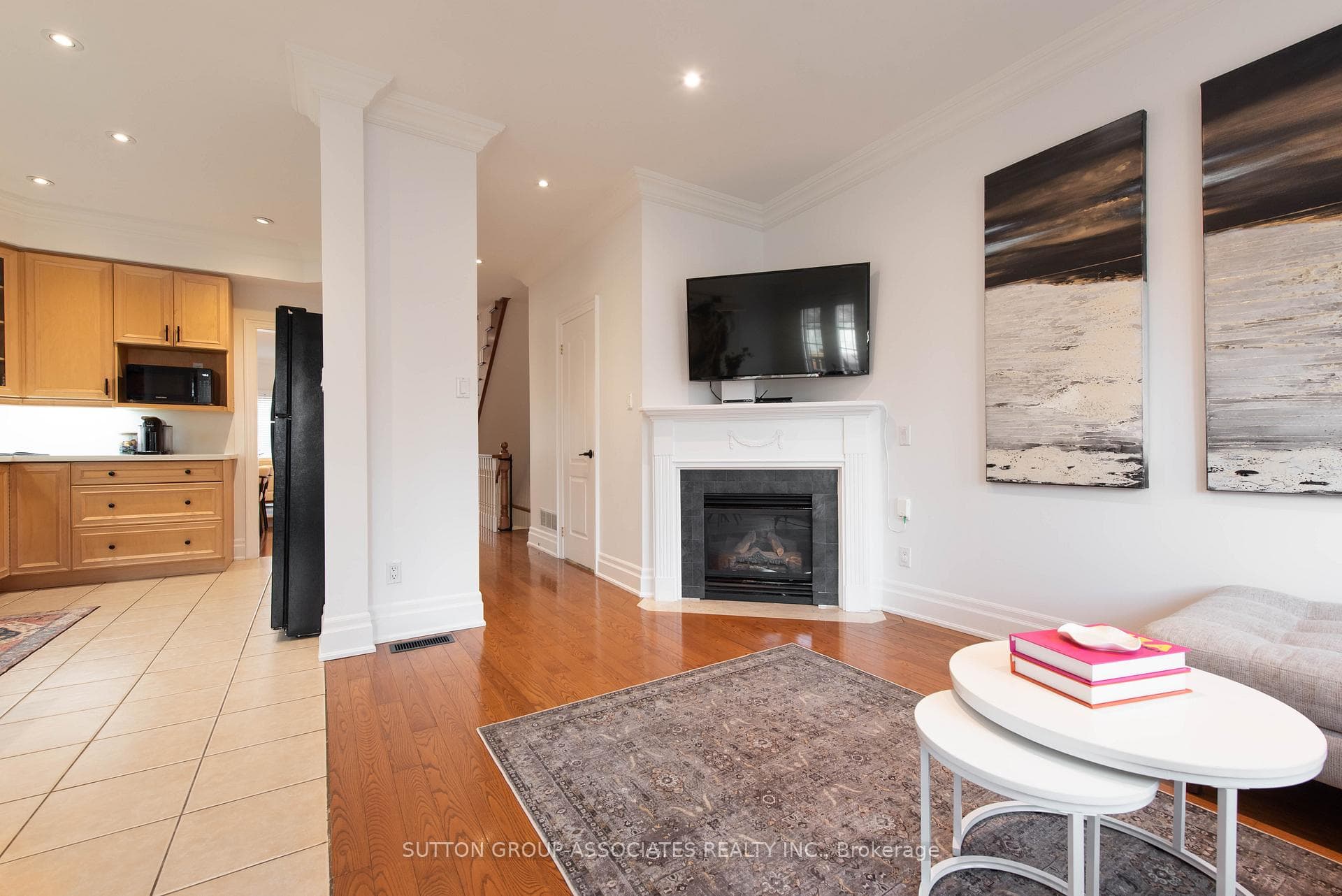 4 Coates Avenue photo 16