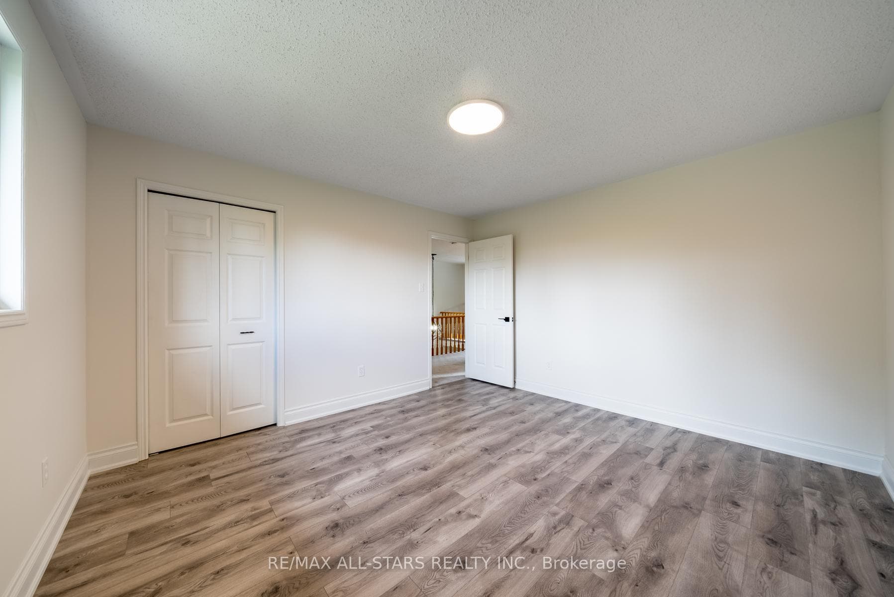 5 Edinborough Avenue photo 22