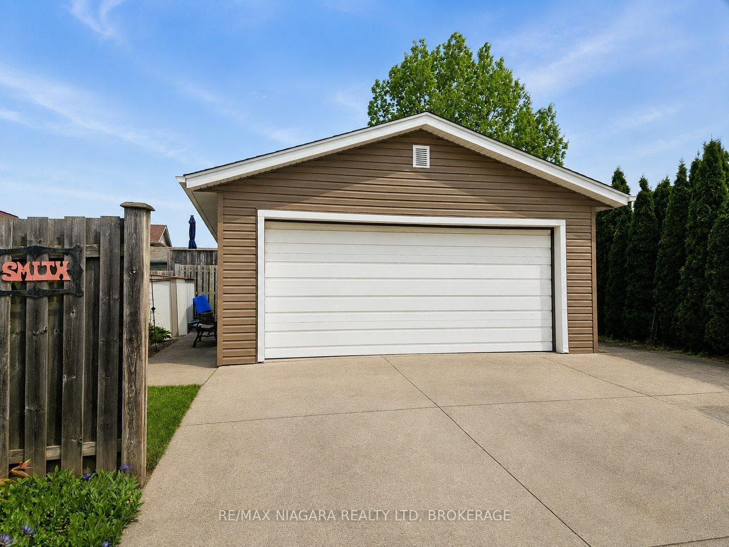 63 Sullivan Avenue photo 22