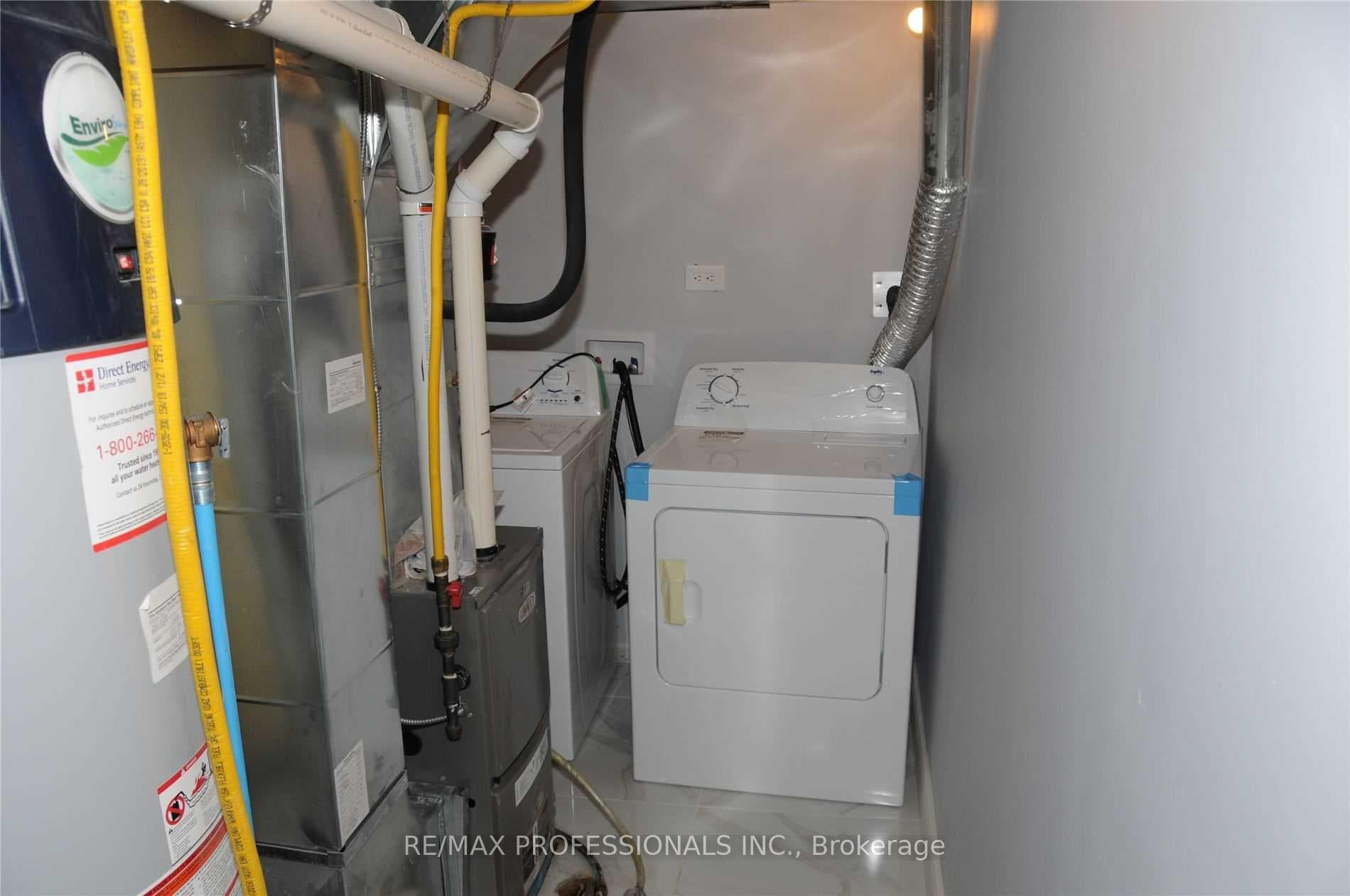 23 Lou Pomanti Street Unit Bsmt photo 15