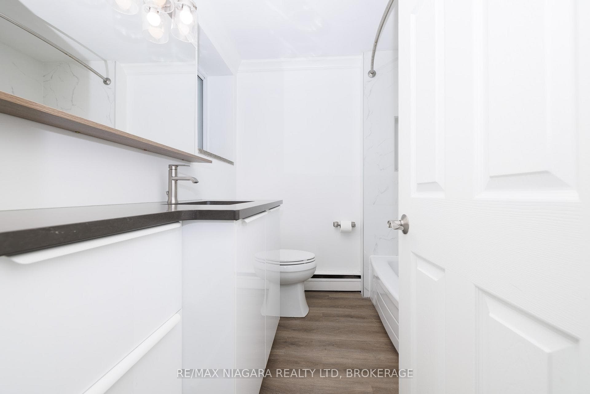Photos from previous listing