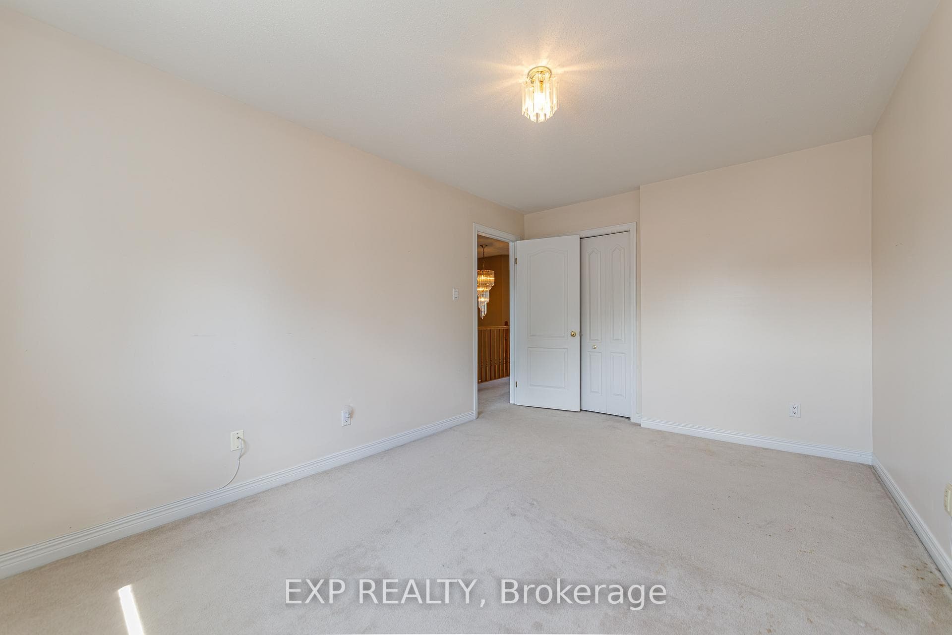 40 Newborough Crescent photo 25