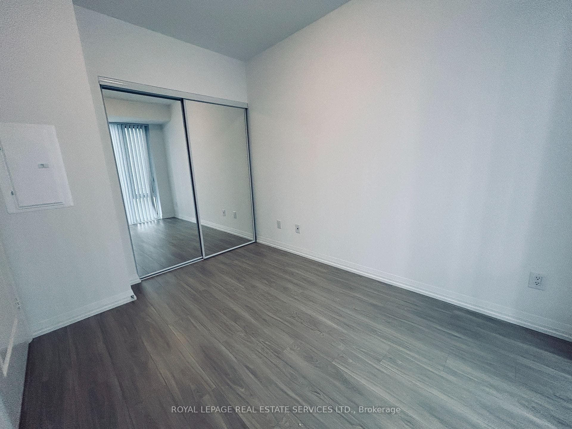 8 Widmer Street Unit 502 photo 8