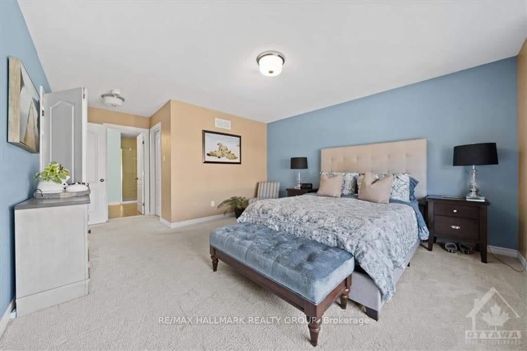 620 BAIE DES CASTORS Street photo 11
