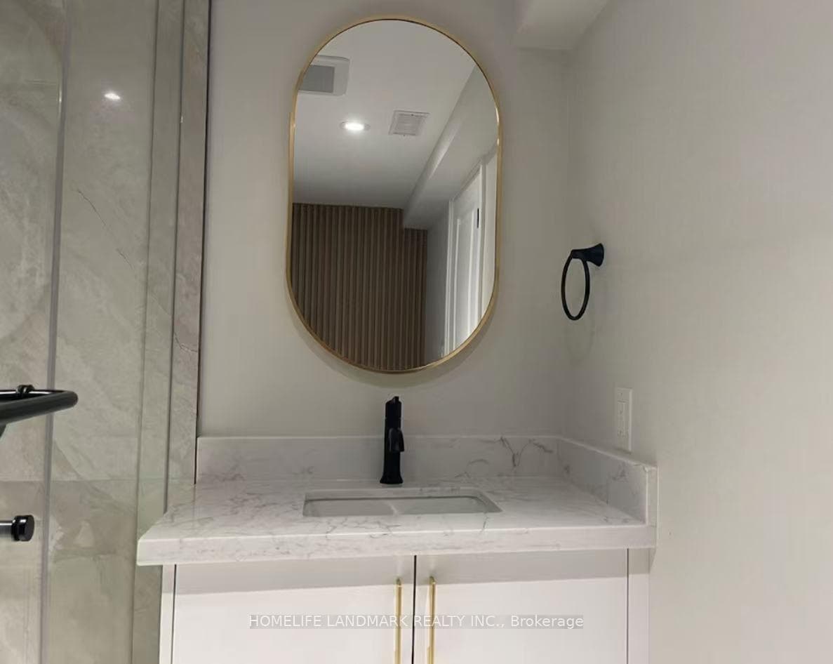 17 Rosemeade Avenue Unit Unit 4 photo 8