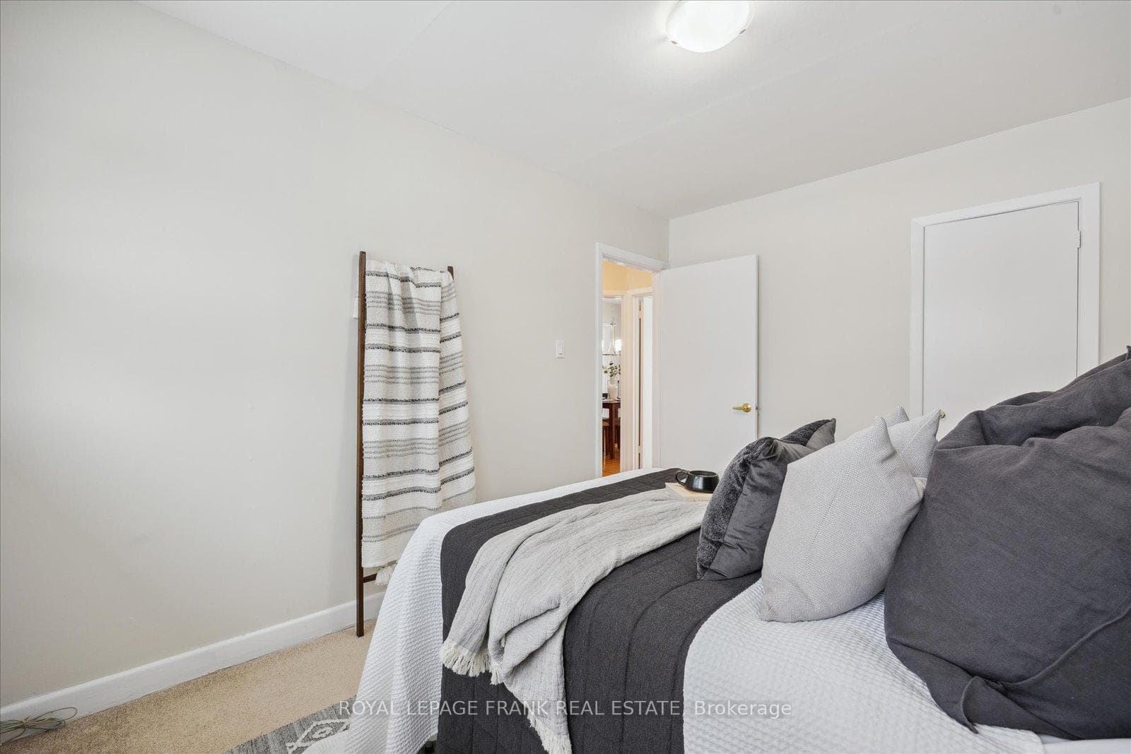 39 Riverview Road photo 27