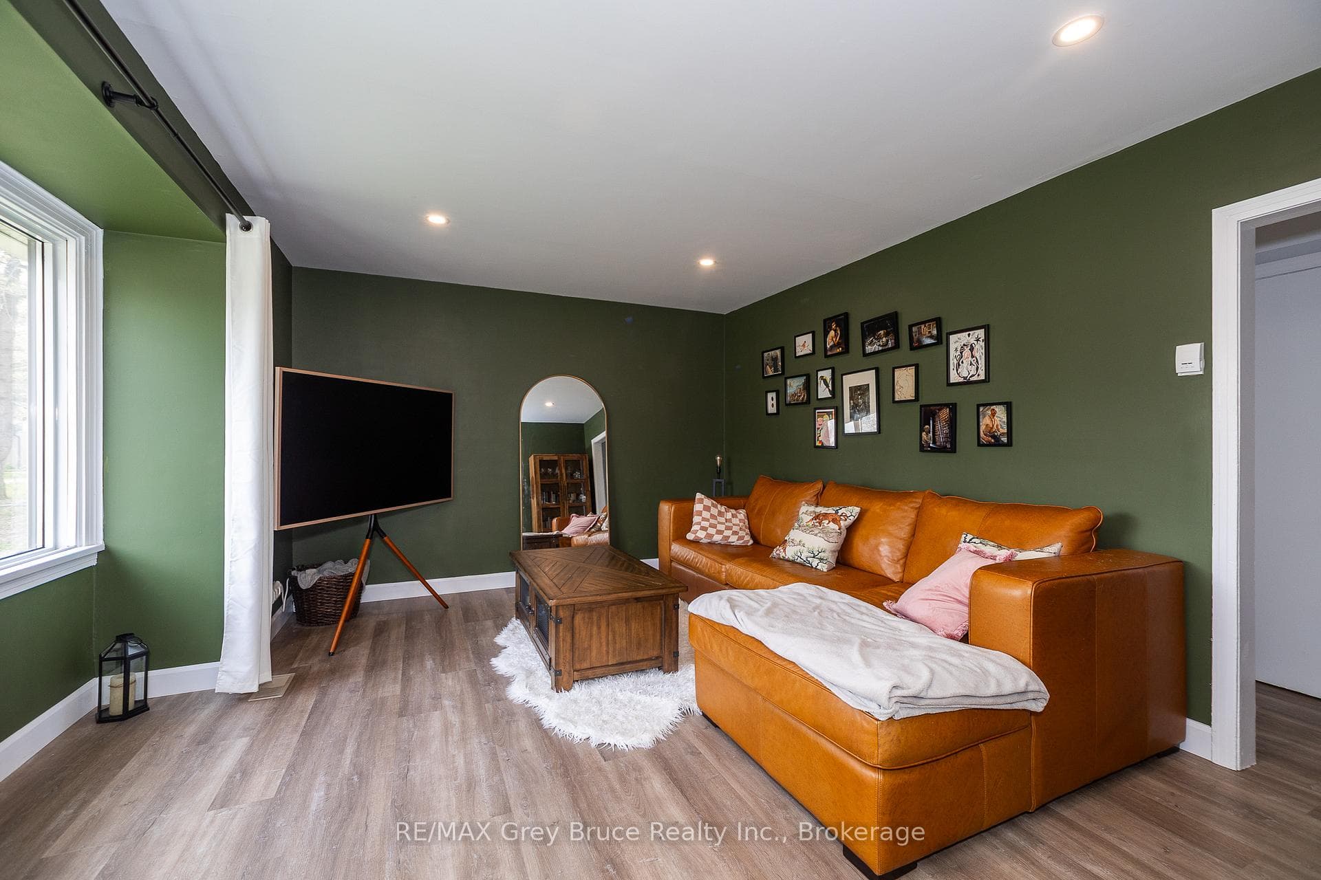 1368 7th Avenue A Avenue photo 4