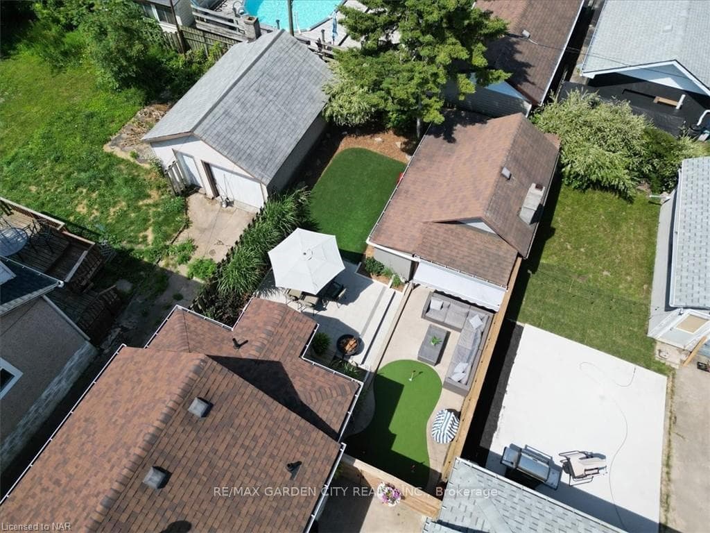656 Steele Street photo 30