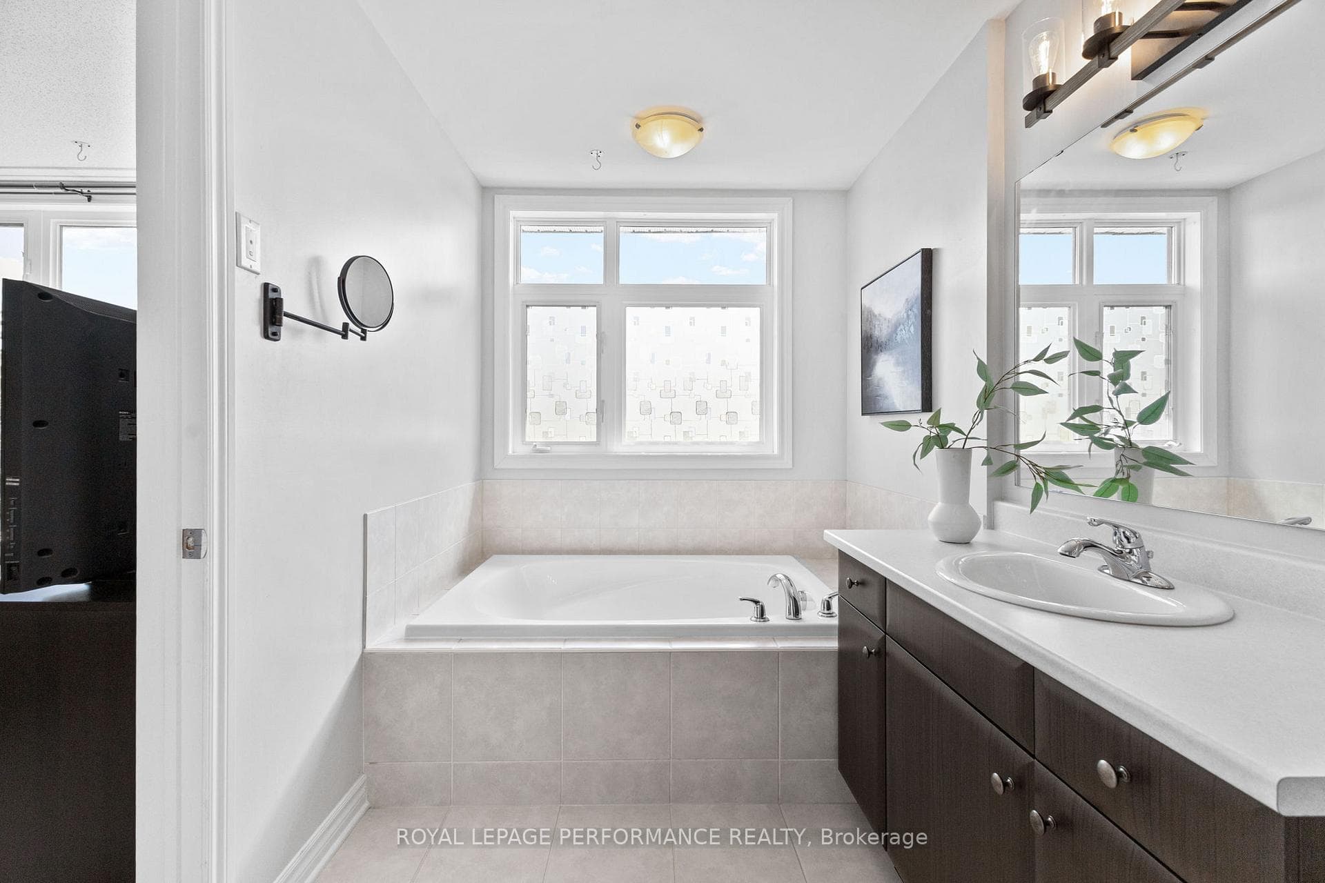 160 Mattingly Way photo 25