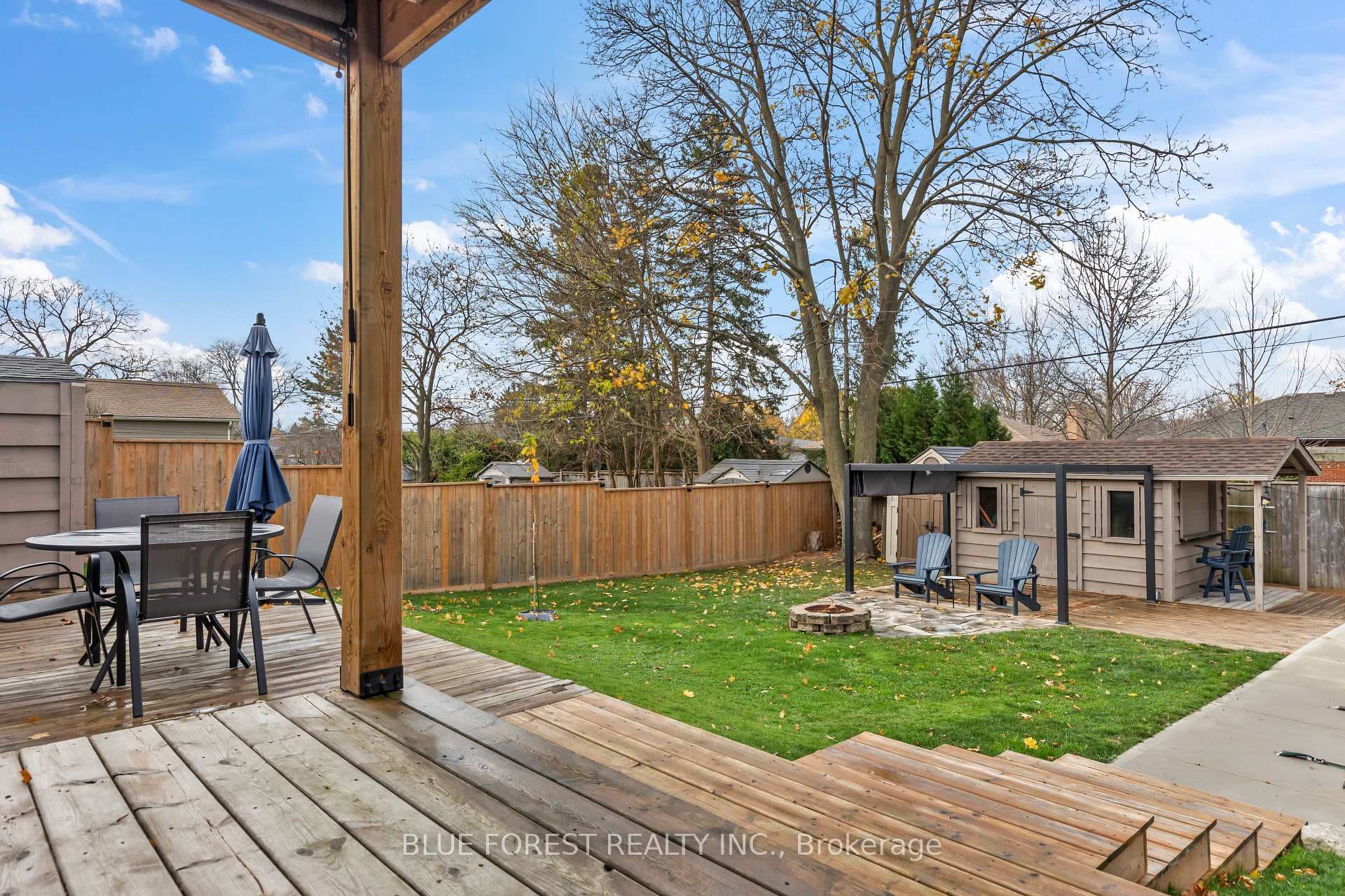 166 Gladman Avenue photo 8