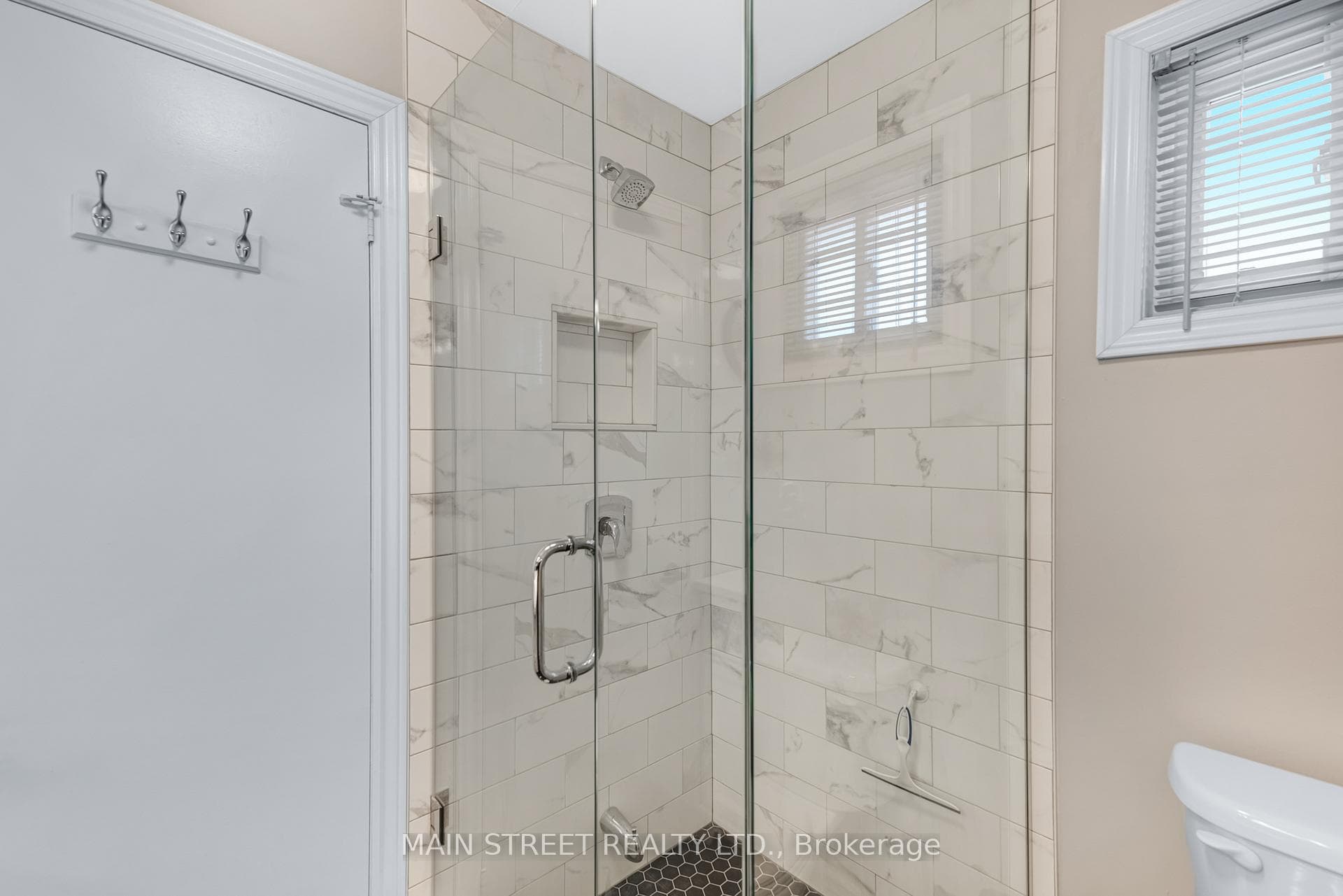 21 Steen Drive photo 17
