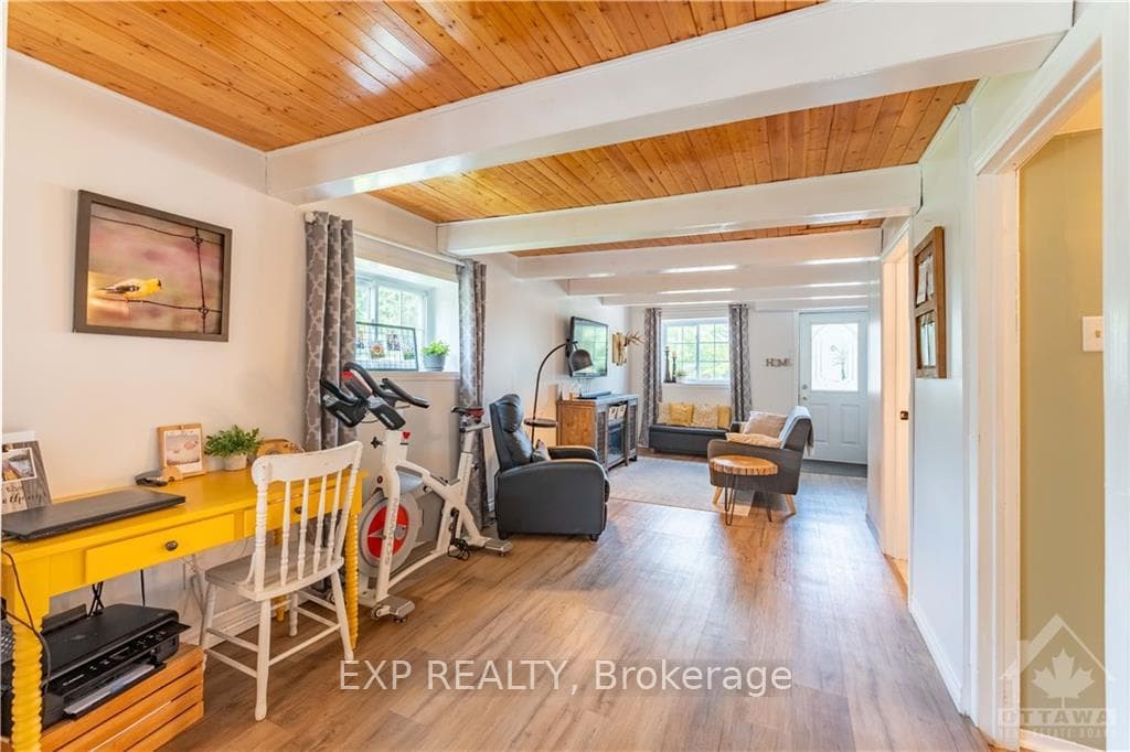 48 GERNISH Street photo 10