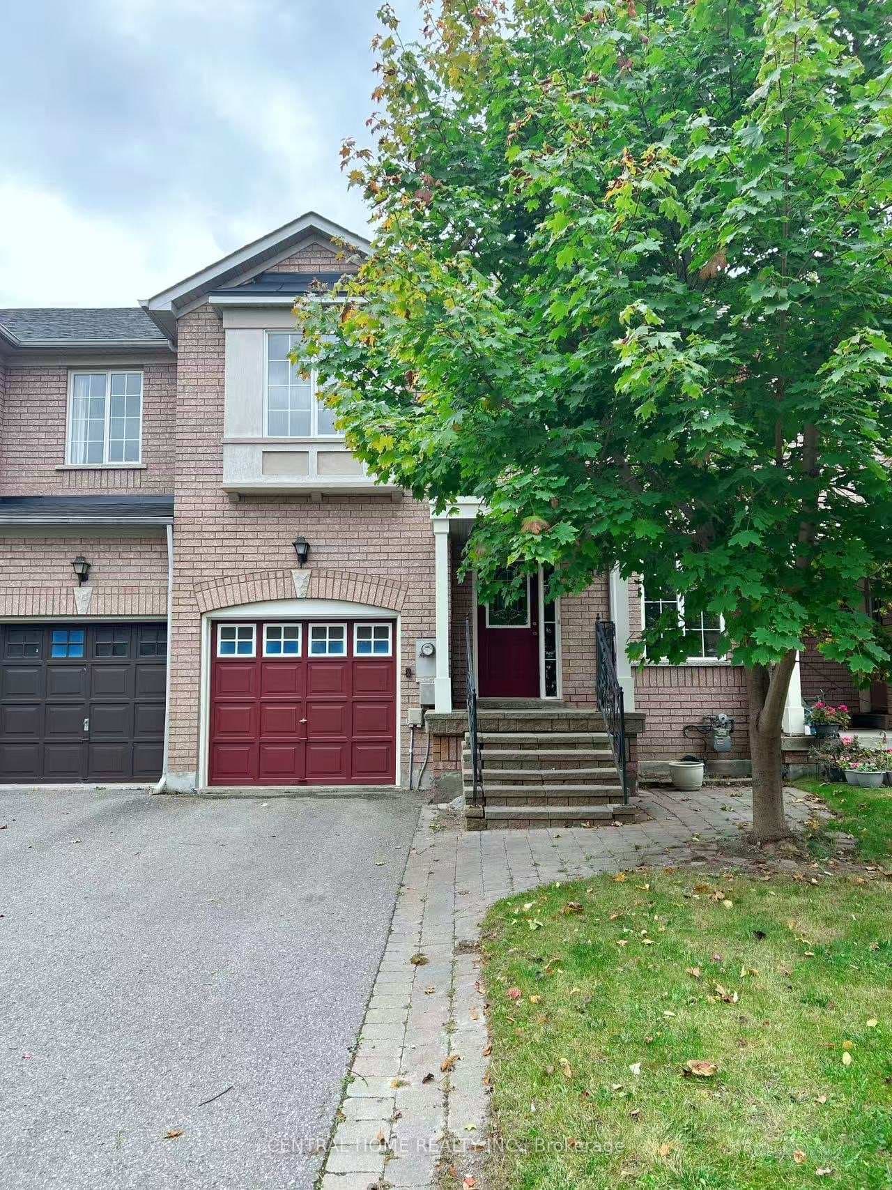 81 Bassett Avenue photo 1