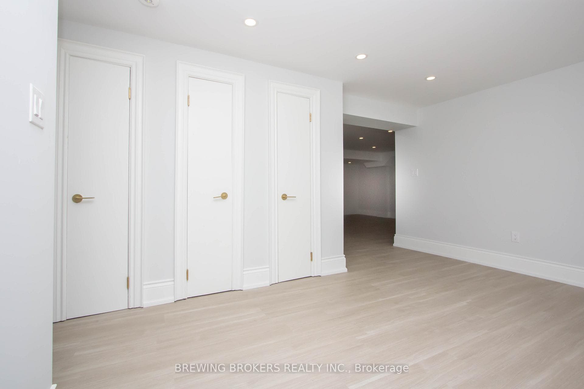 39 Claudia Avenue photo 10