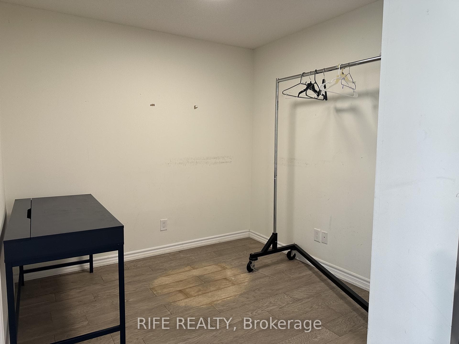 35 Hollywood Avenue Unit 517 photo 5