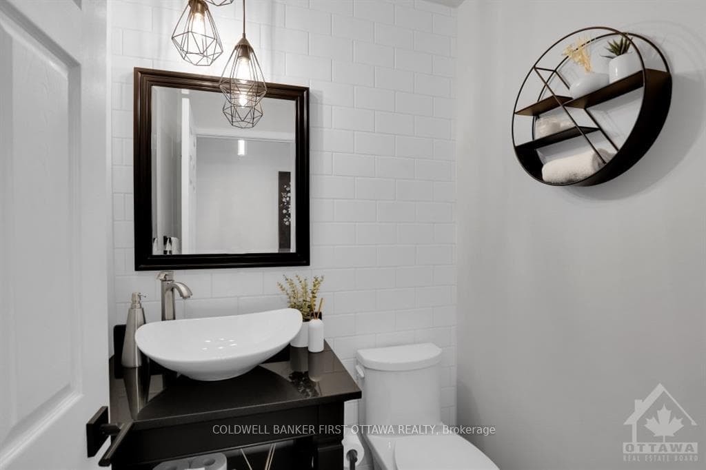 11 LOMBARDO Drive photo 16