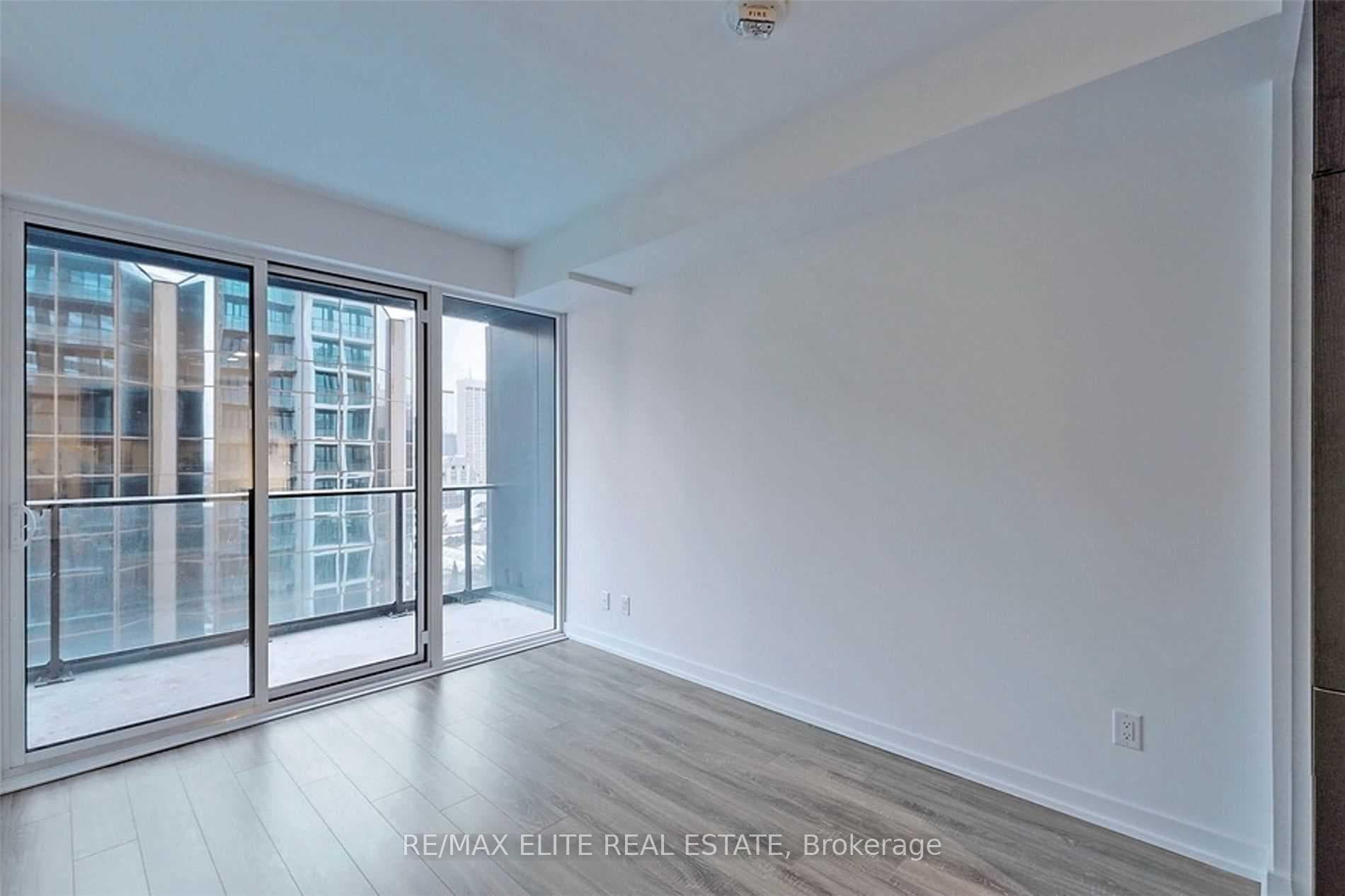 20 Edward Street Unit 1307 photo 9