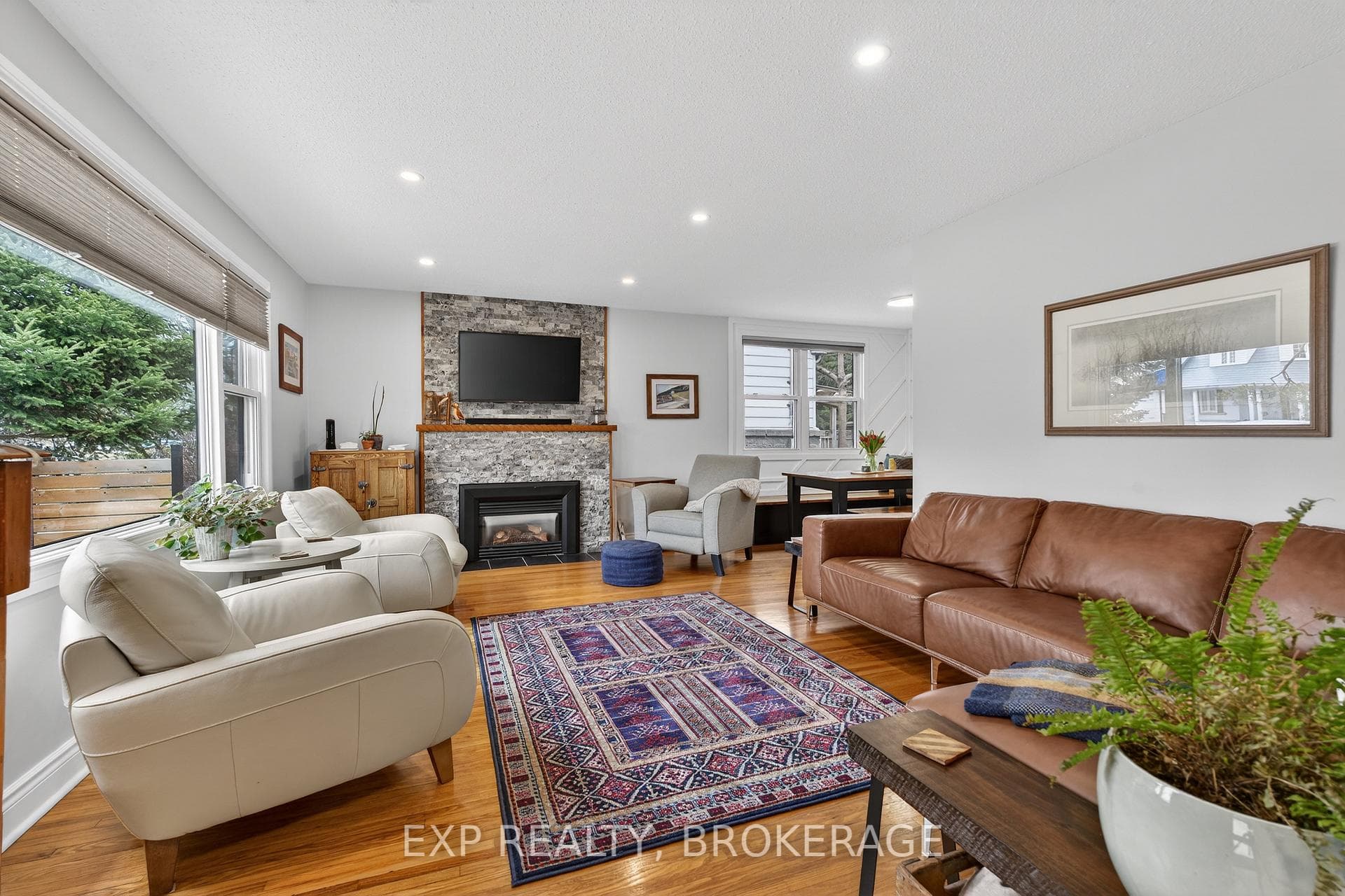 9 STORMONT Avenue photo 6