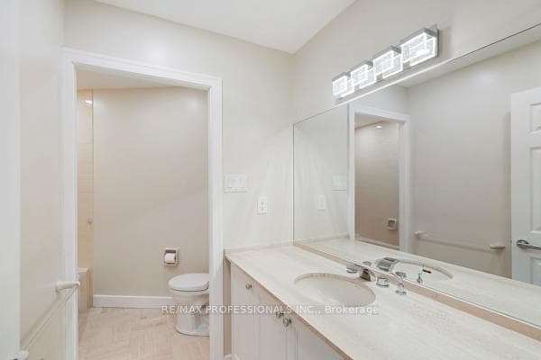 2010 Islington Avenue Unit PH01 photo 15