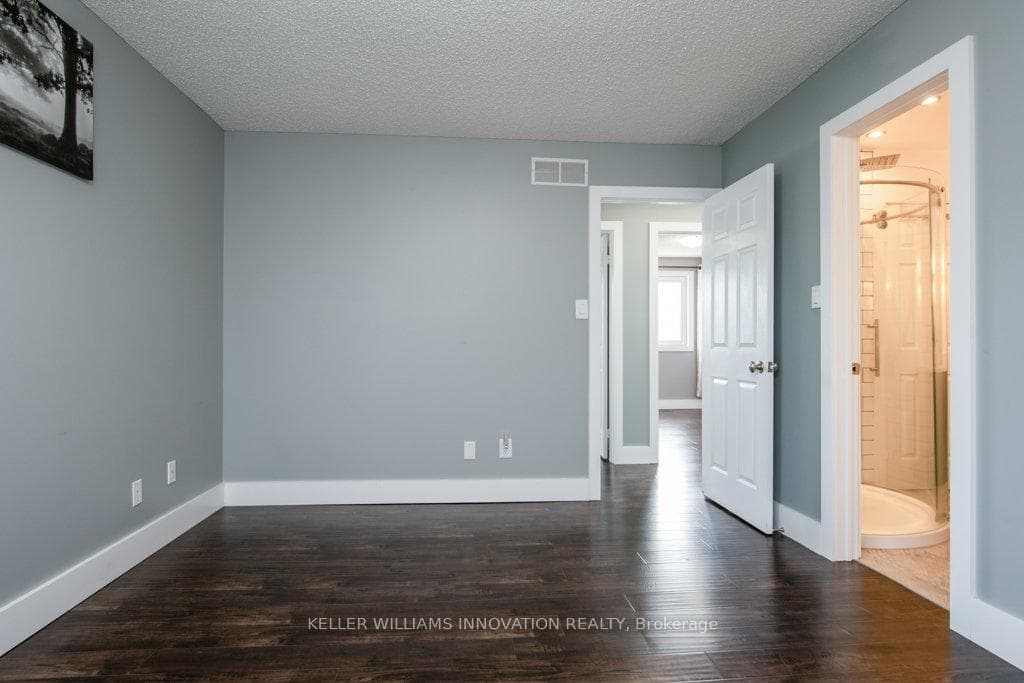 676 WESTHEIGHTS Drive photo 23