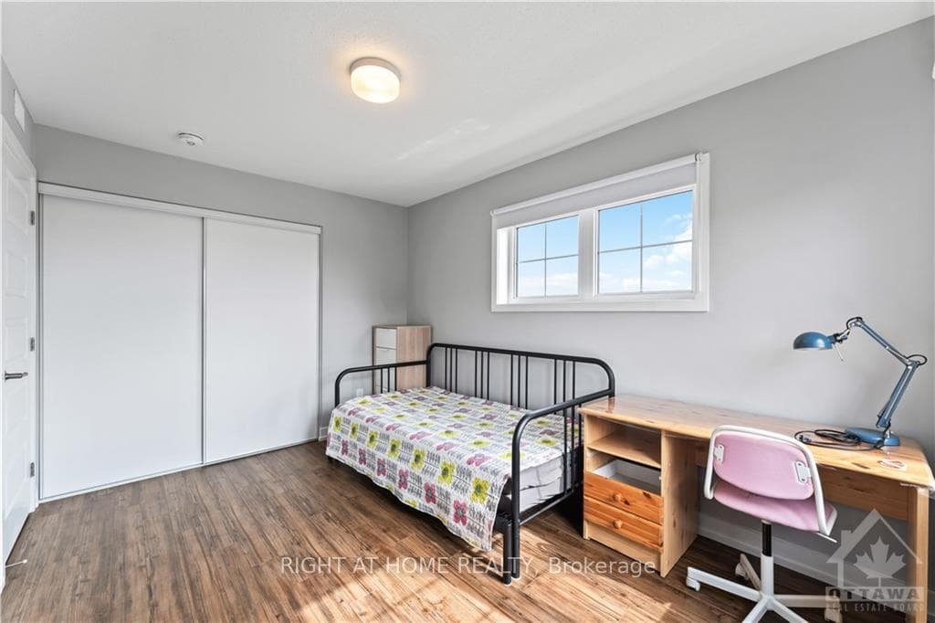 278 ANYOLITE photo 15