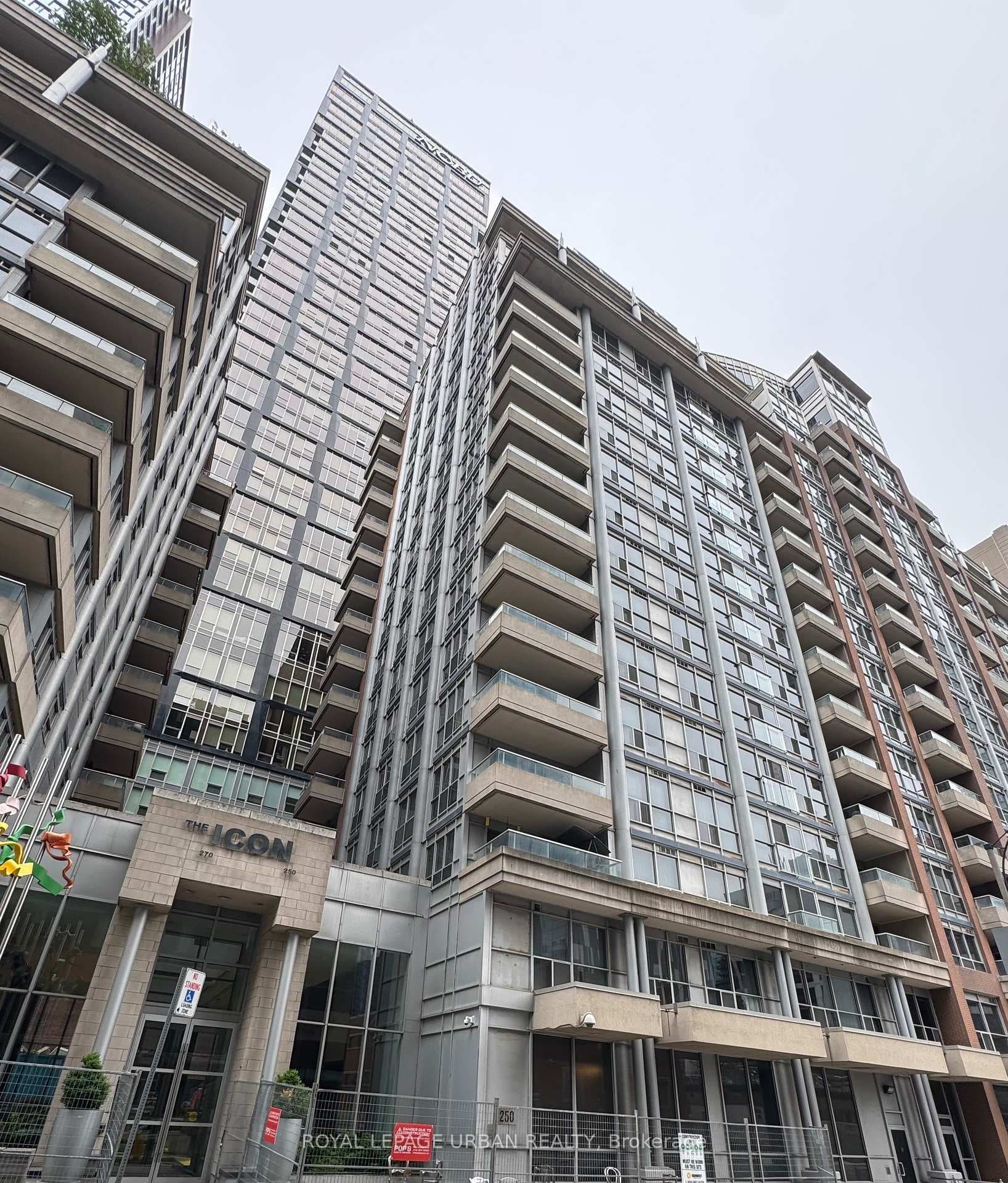 250 Wellington Street Unit 1036 photo 1