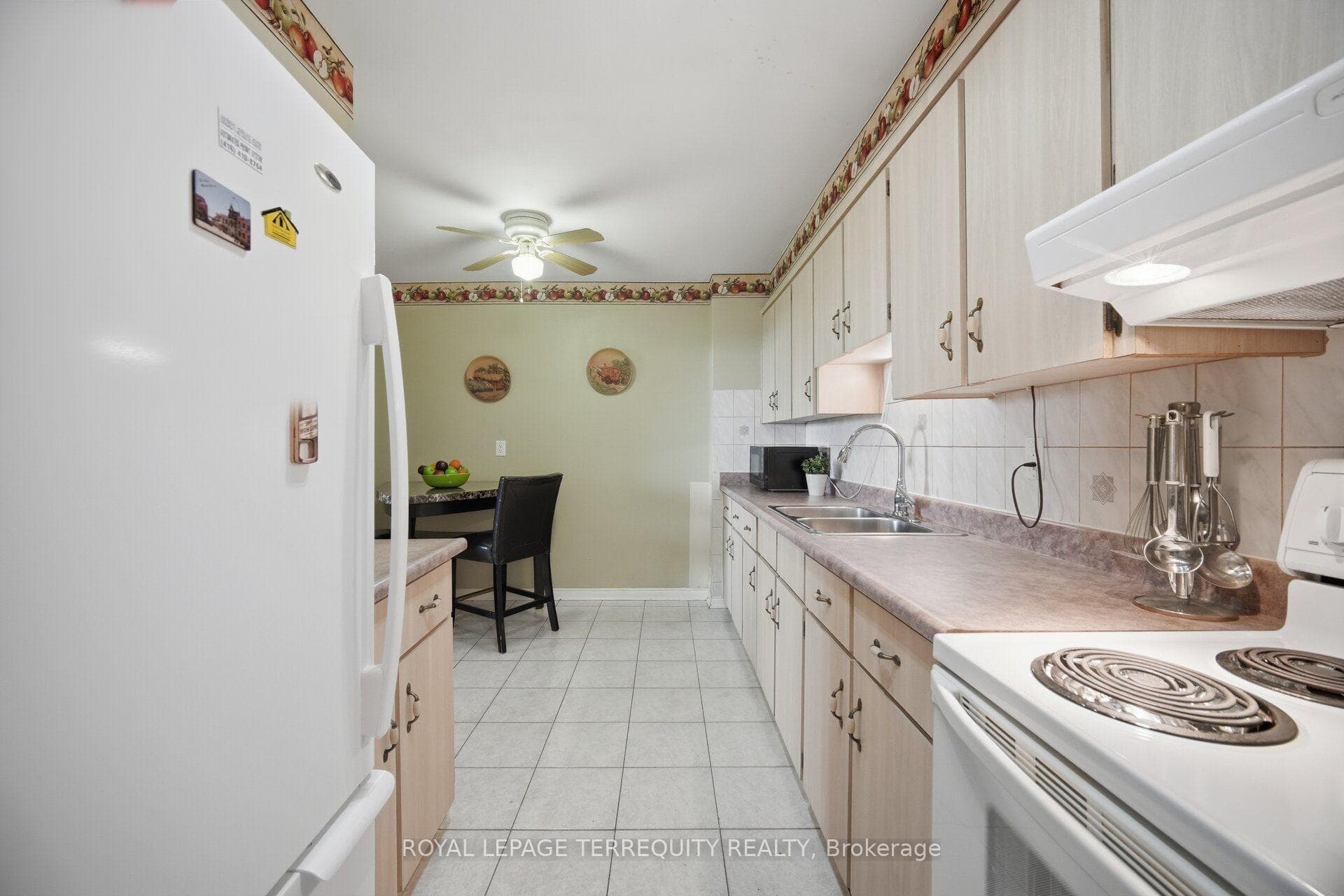 716 The West Mall N/A Unit 1504 photo 22