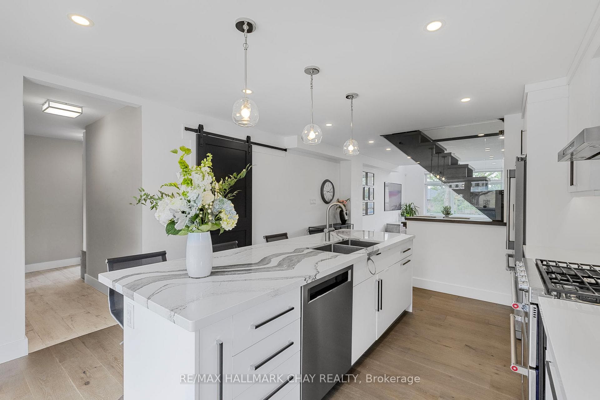 54 Highland Avenue photo 15