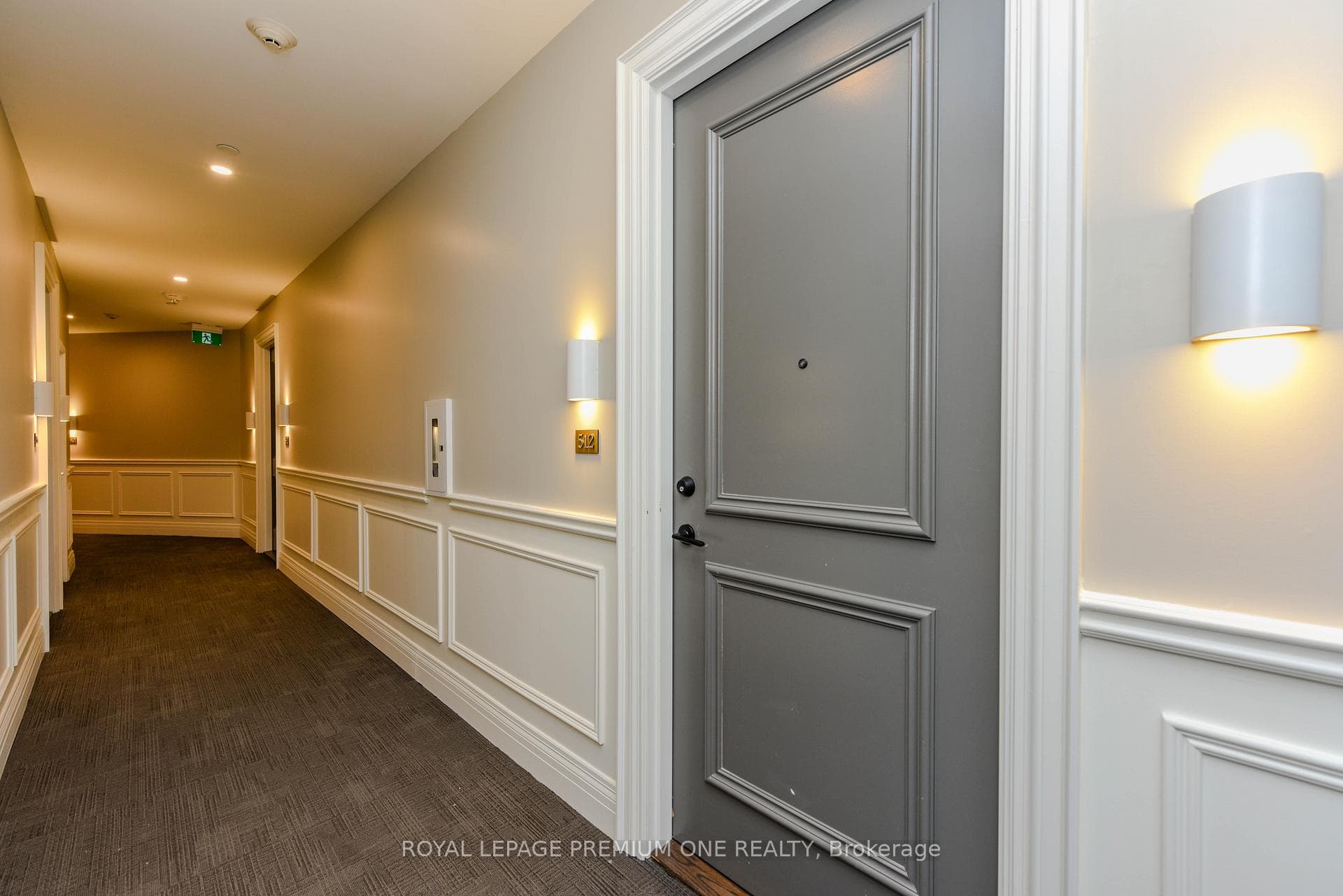 571 Prince Edward Drive Unit 512 photo 38