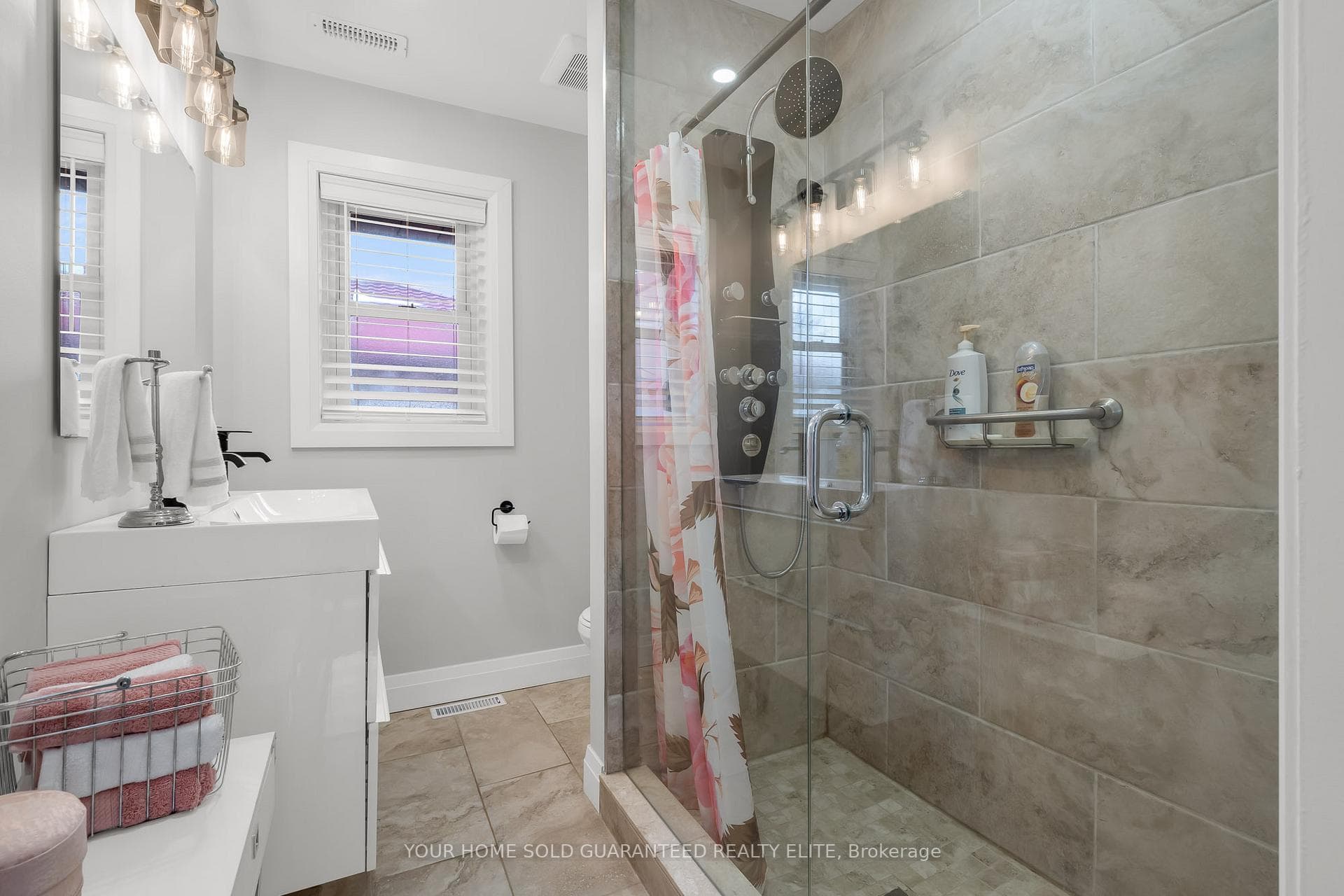 22 North Heights Road photo 11