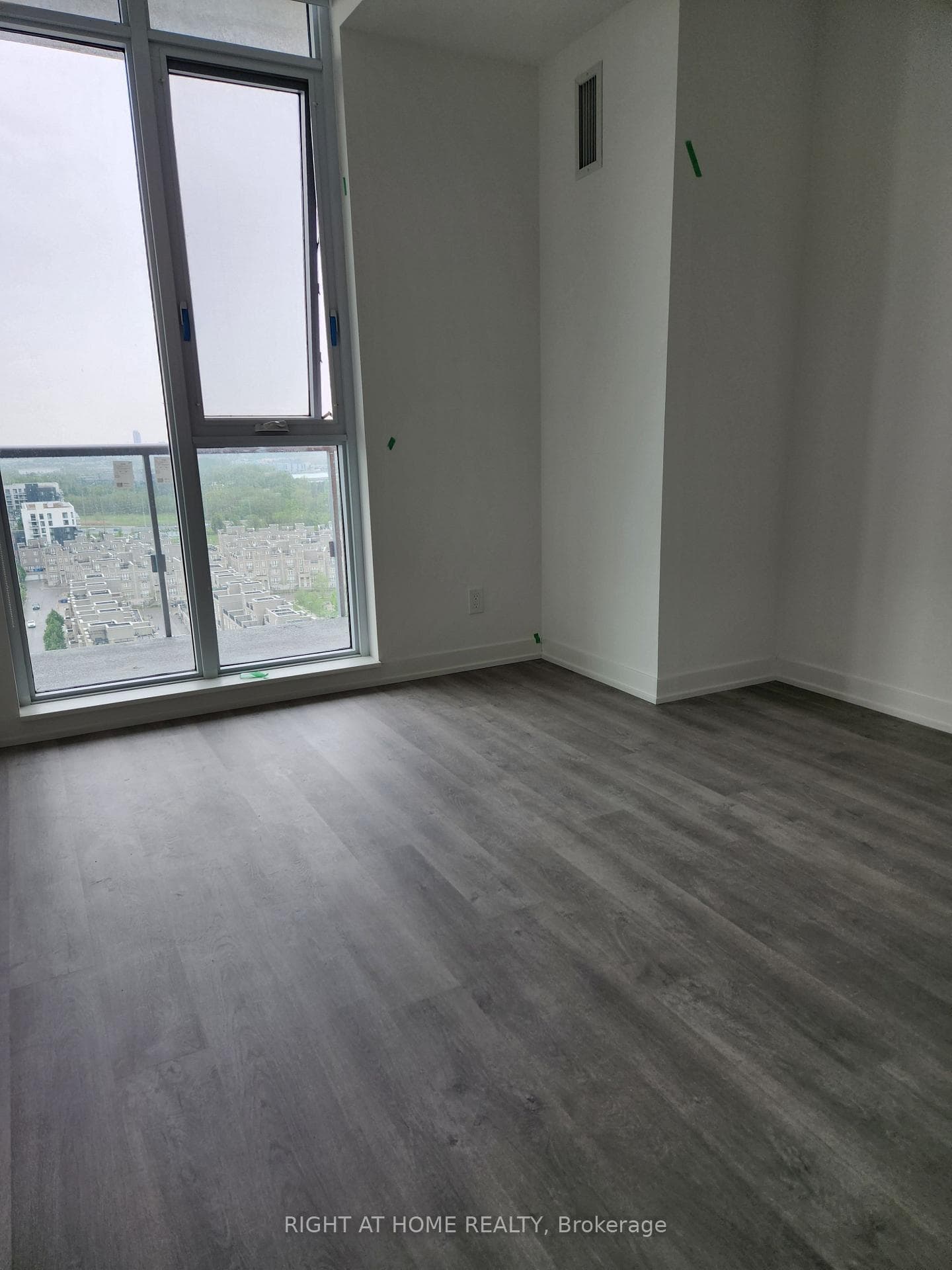 8119 Birchmount Road Unit A1811 photo 4