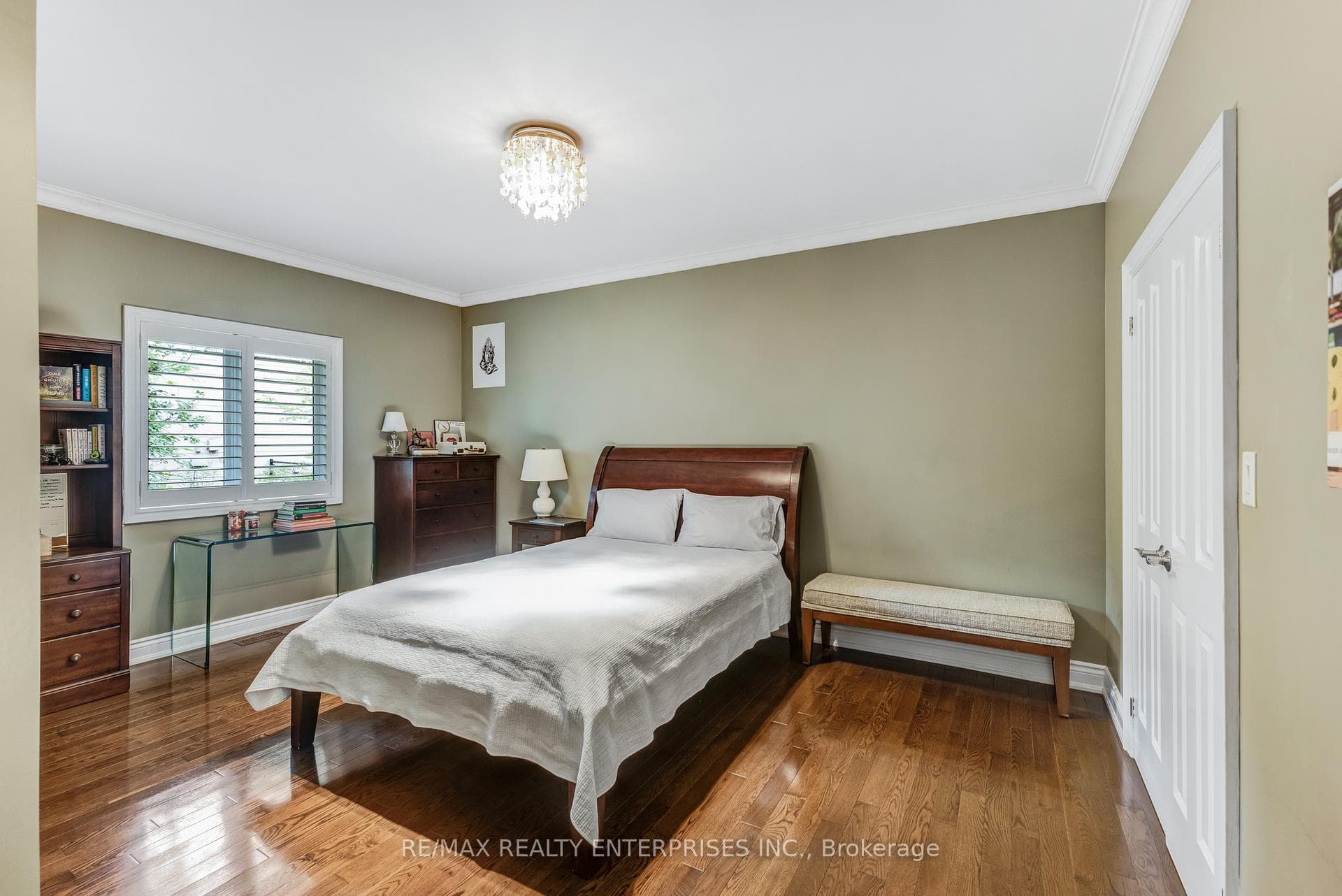1421 Indian Grove photo 25