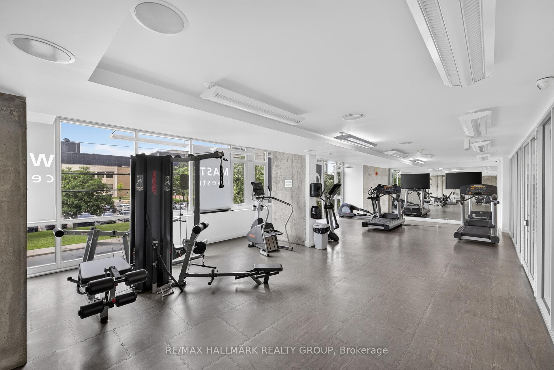 201 Parkdale Avenue Unit 1001 photo 21