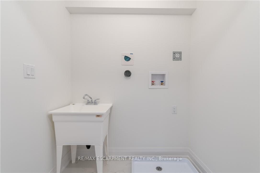 15 Raspberry Lane photo 16