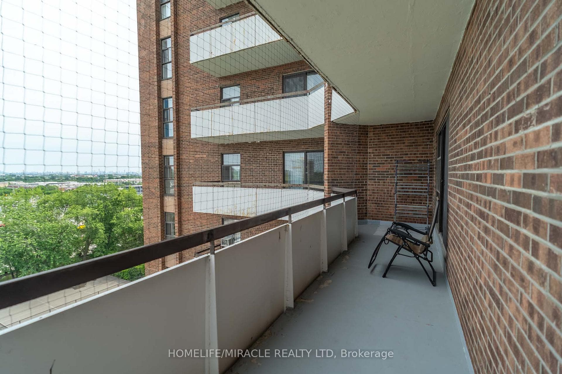 3025 Queen Frederica Drive Unit 807 photo 39