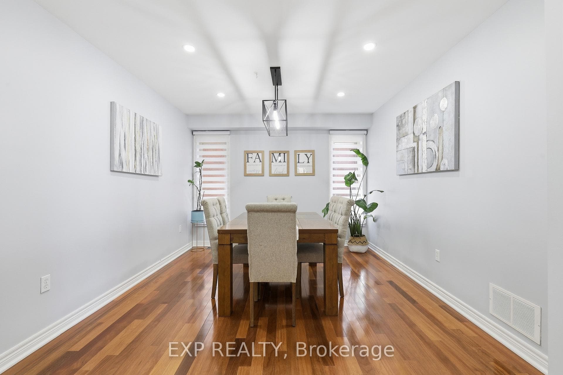 194 Southbrook Drive photo 13