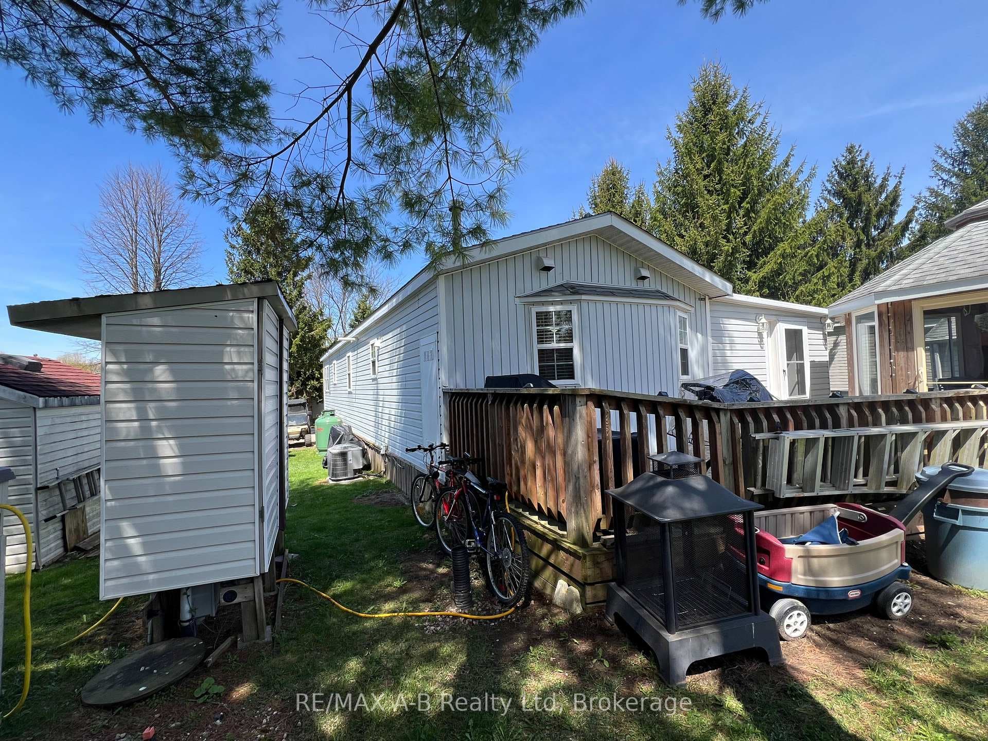 316489 31st Line Unit 933 photo 45