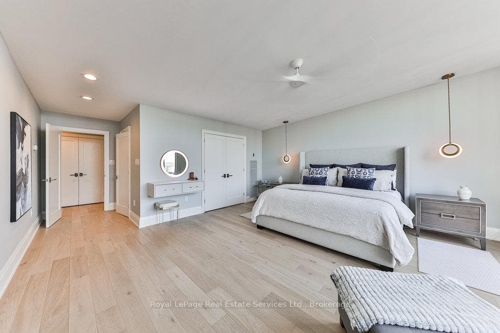 2170 Marine Drive Unit PH2 photo 23