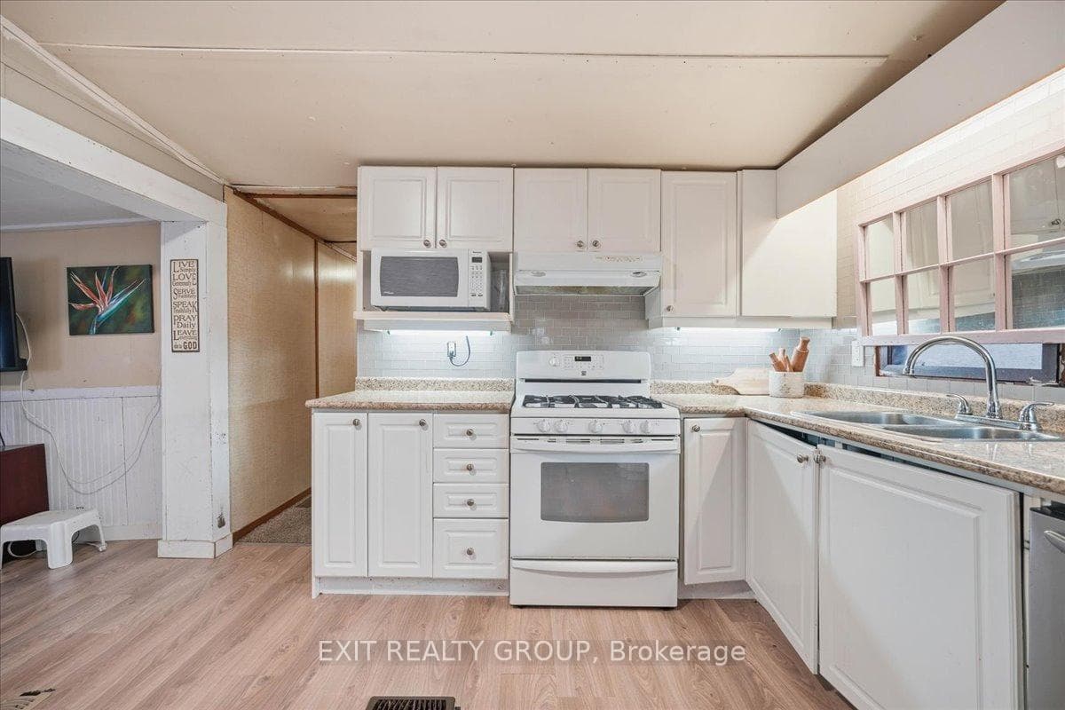 63 Whites Road Unit 57 photo 7