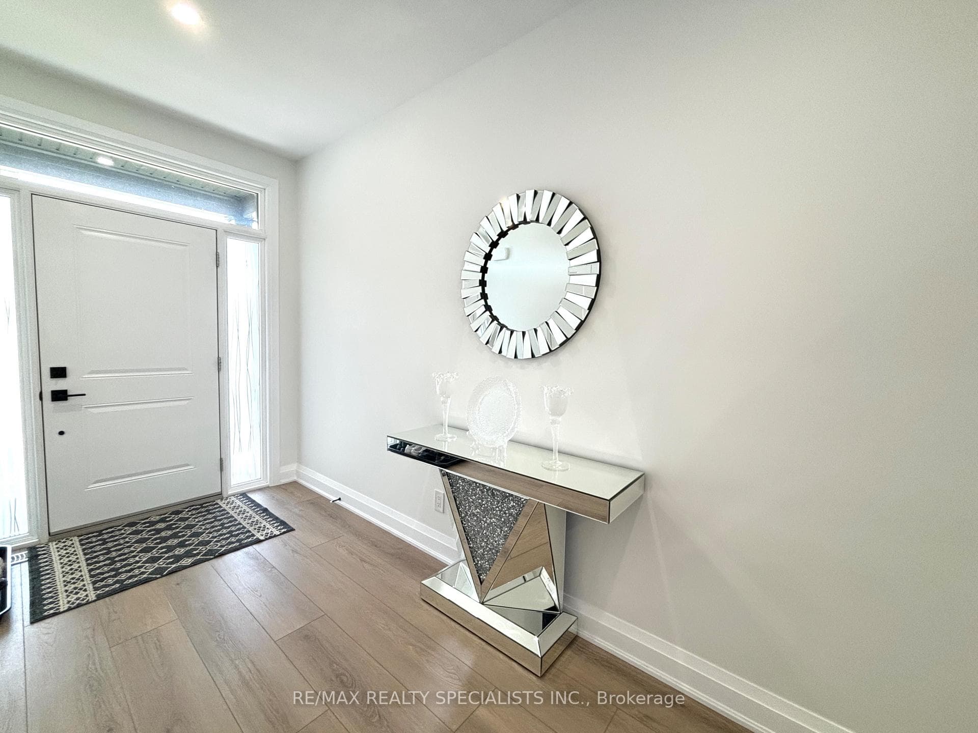 50 Peachleaf Lane photo 2