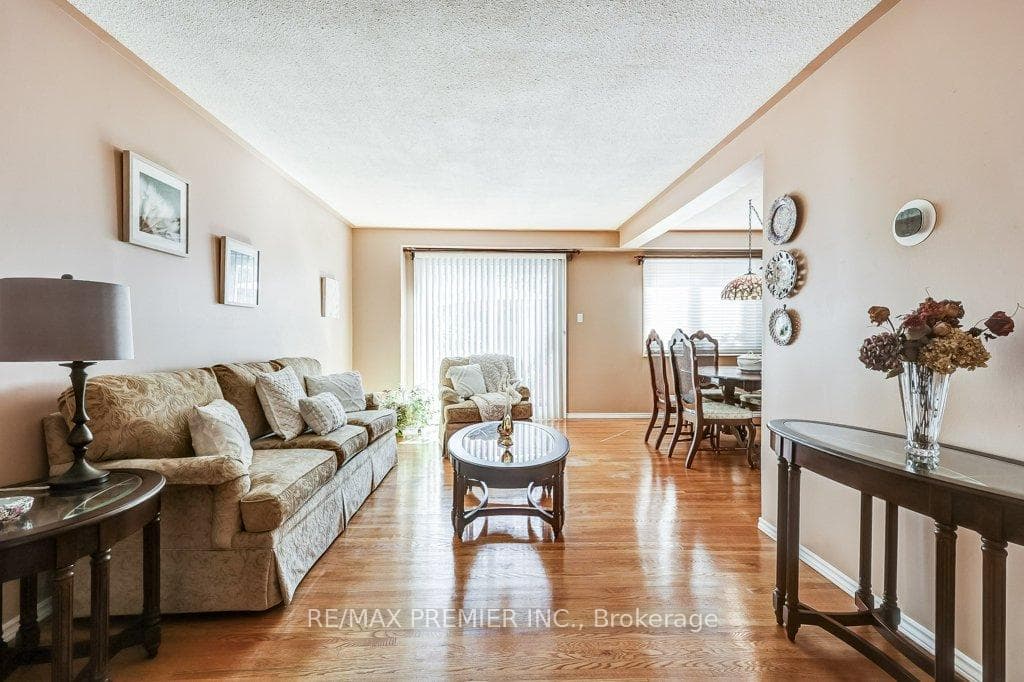 2360 Whaley Drive photo 9