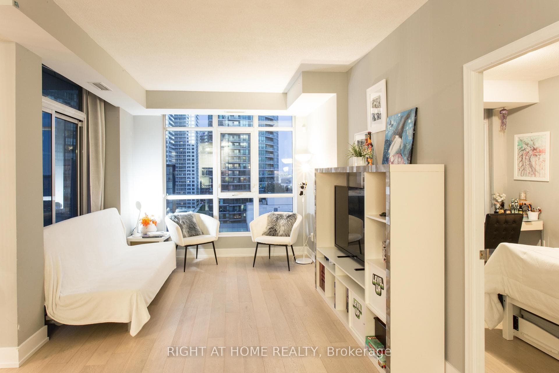 21 Grand Magazine Street Unit 1508 photo 17
